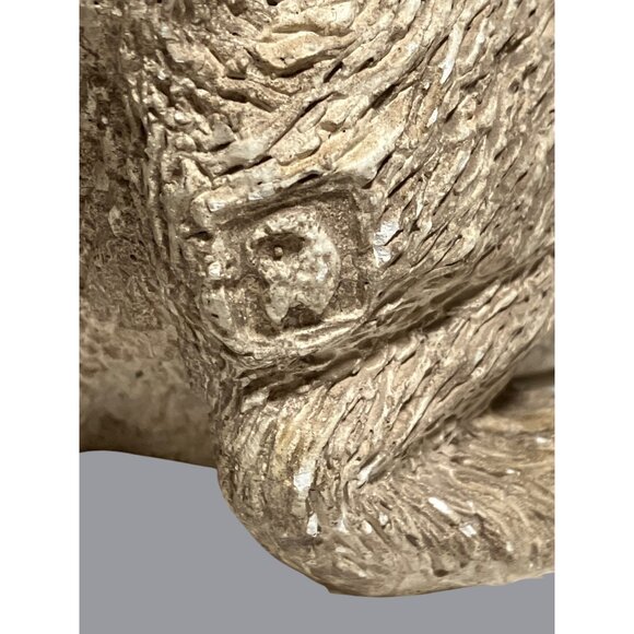 Vintage Bunny Rabbit Figurine 7" With Shaggy Texture & Brown Eyes - Picture 4 of 11